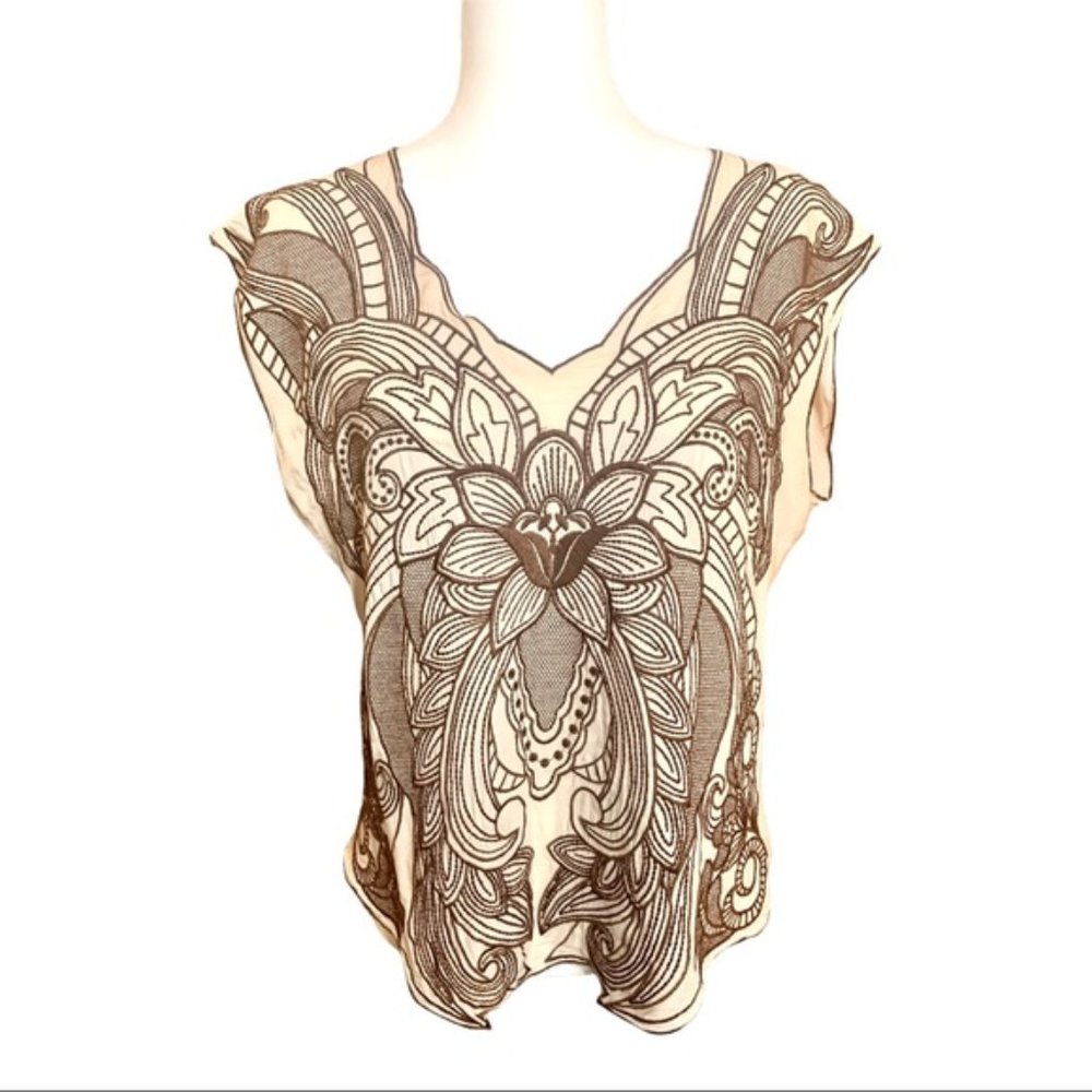 Flying Tomato Women’s Embroidered Lotus Flower Top